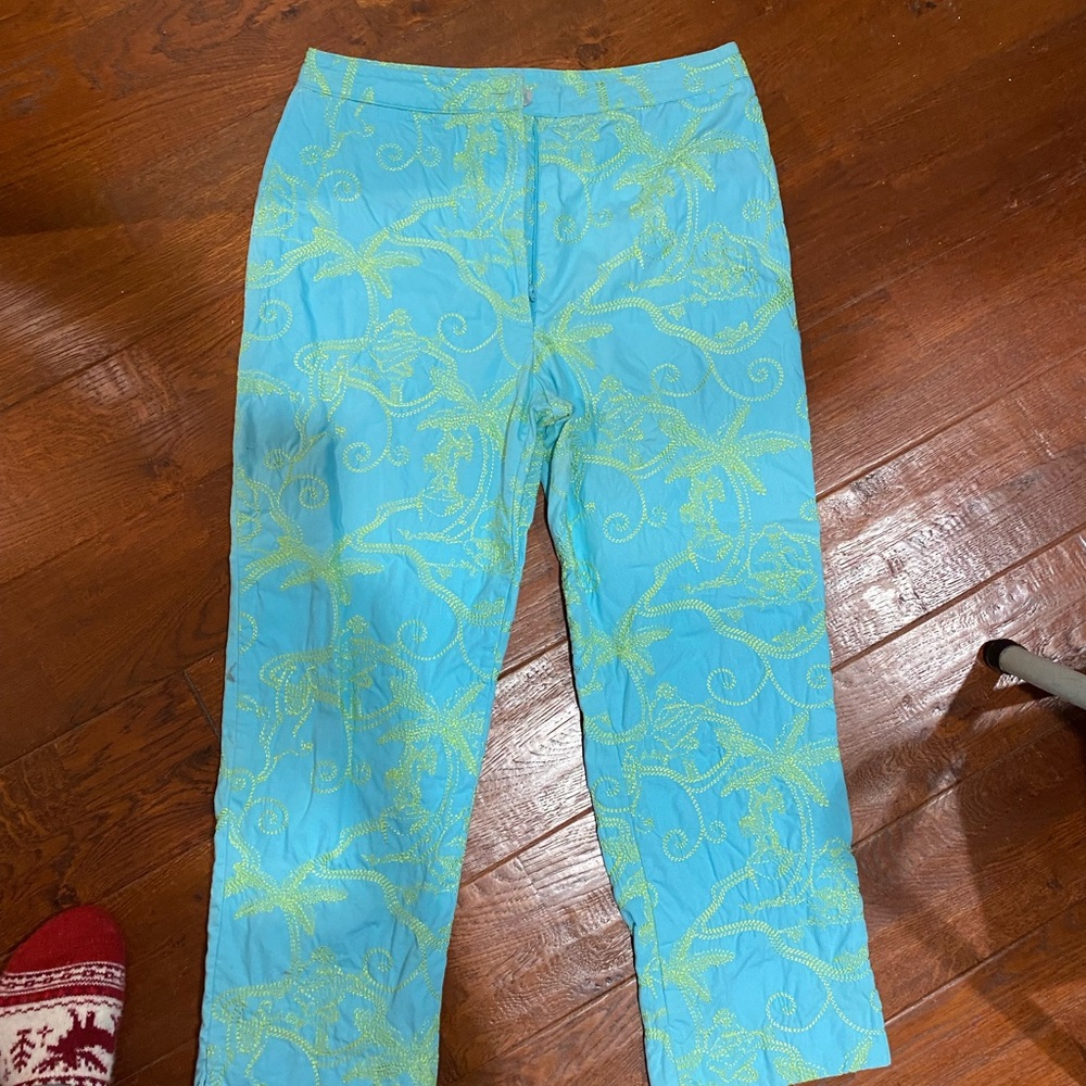Lilly Capri Pants